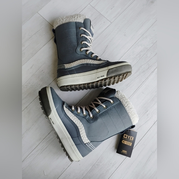 VANS NEW Standard Snow MTE Boots - Picture 6 of 16
